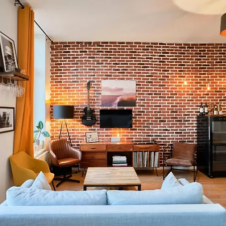 1 Bedroom Apartment Near Metro, Shops & Schools Lille Exterior photo