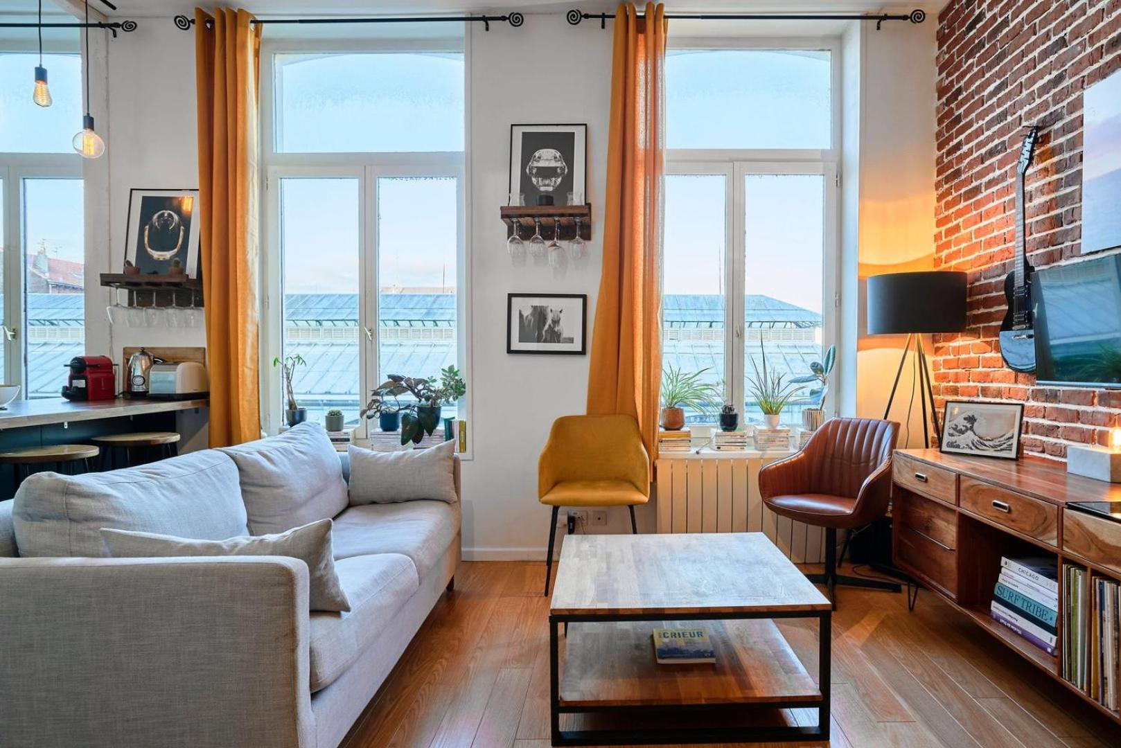 1 Bedroom Near Metro, Shops & Schools Apartamento Lila